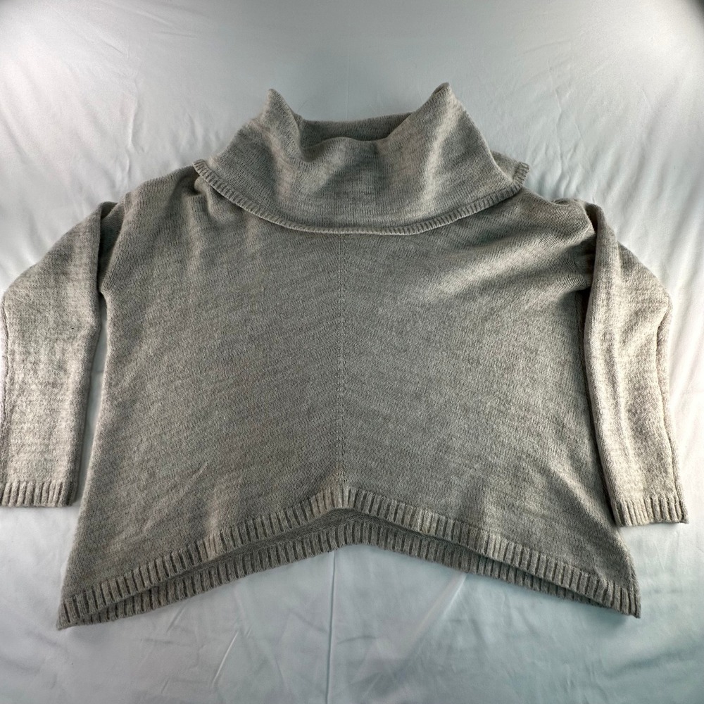 Express Womens Gray Cowl Neck Sharkbite Hem Oversized Sweater M/L